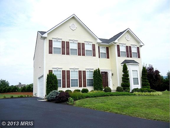 3rd image of 43 Yellow Tavern Ct