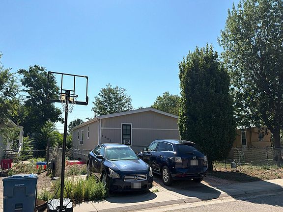 3rd image of 403 Cherry St