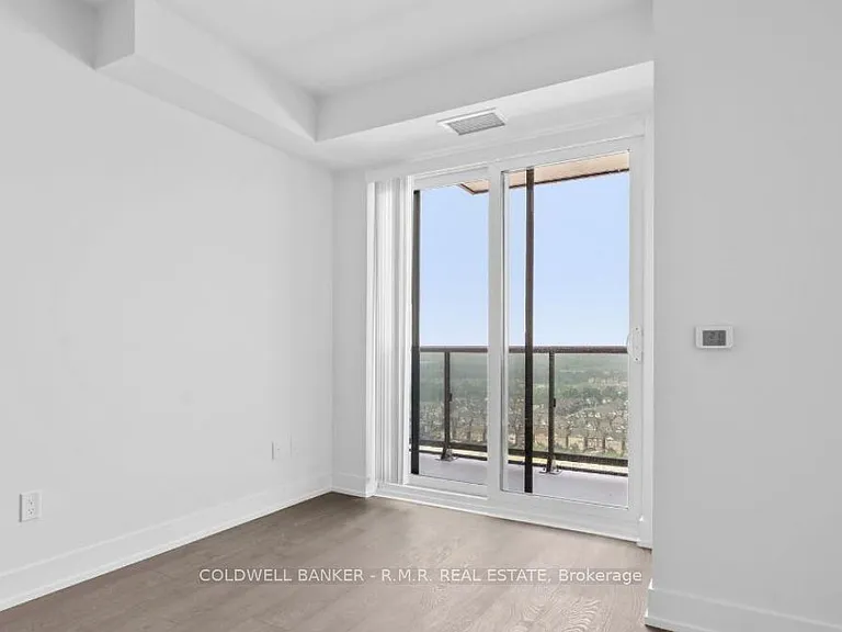 2550 Simcoe St N #2304 — Photo 12