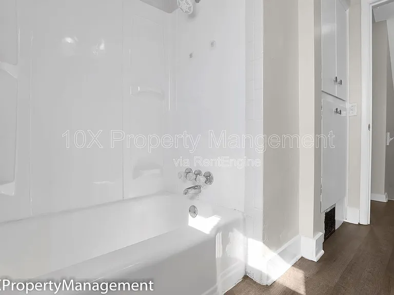 3257 Cleveland Ave #C — Photo 22