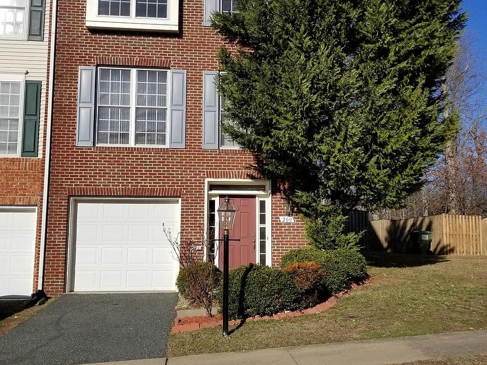 1st image of 200 Galway Ln