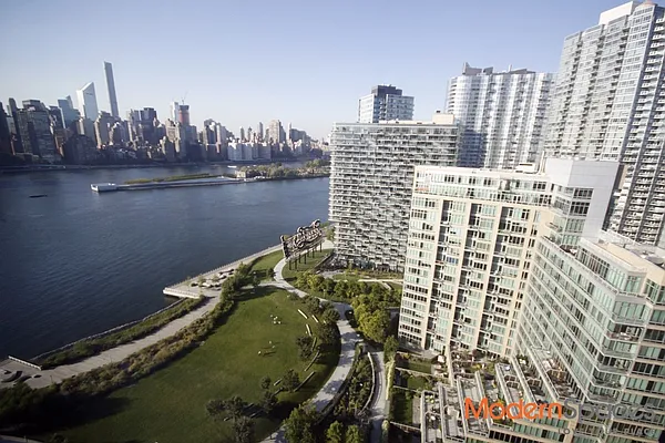 Rented by Modern Spaces | media 4