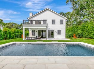 66 Peters Ln, Westhampton Beach, NY 11978