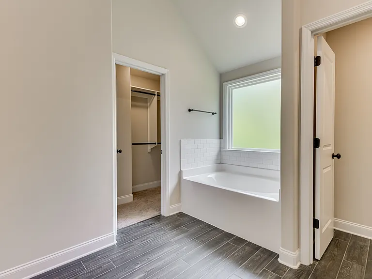4050 Stowe Dr — Photo 30