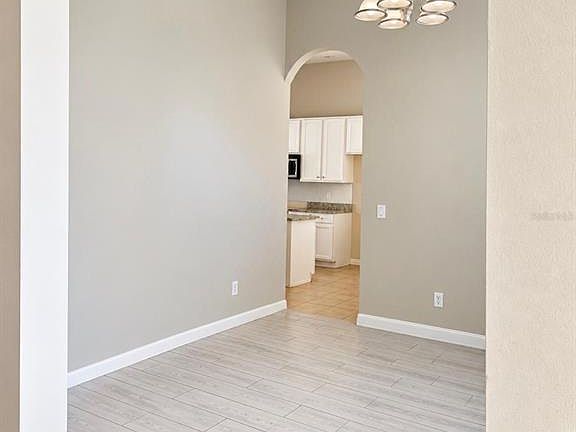 5th image of 3541 PAWLEYS LOOP S