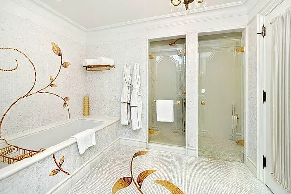 Sold by Level Group | media 13