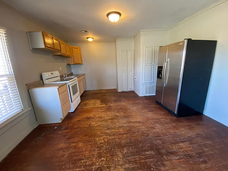 3916 Main St #2 — Photo 7