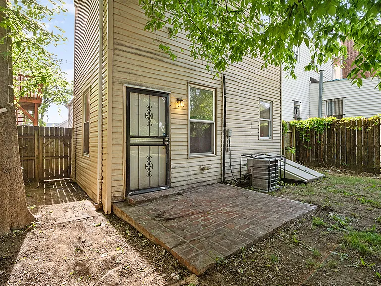 906 S Shelby St — Photo 26