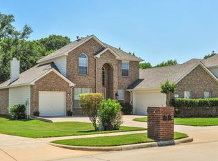 1120 Wedgewood Dr, Mansfield, TX 76063