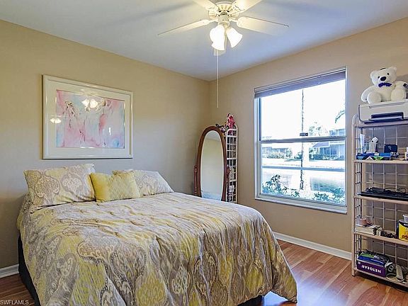 4th image of 582 Windsor Sq APT 102