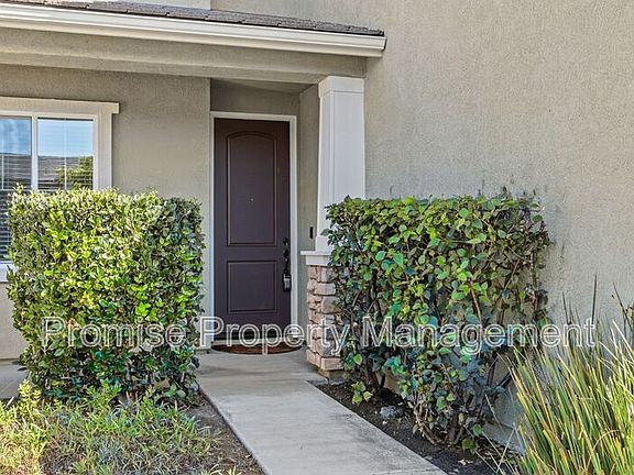 2nd image of 5514 Lipizzaner Cir
