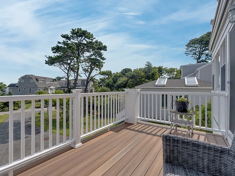 84 Bald Head Cliff Rd — Photo 9