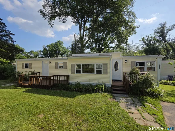 165 Laurelwood Lane, Danbury, CT 06811