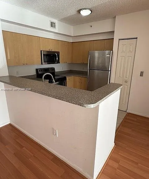 8070 N Nob Hill Rd #205 — Photo 1