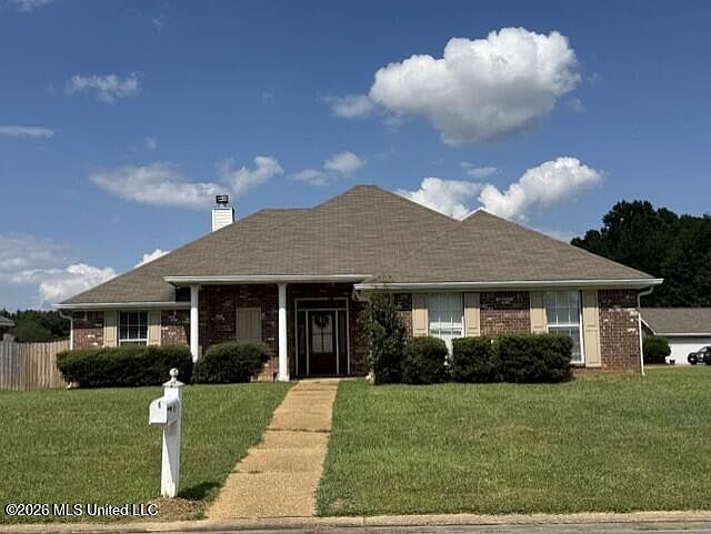 1st image of 624 Oak Ridge Way