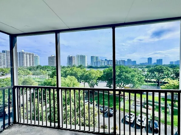 3475 N Country Club Dr APT 610, Aventura, FL 33180