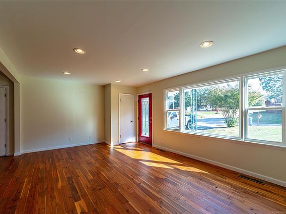 5th image of 1205 S 14th St