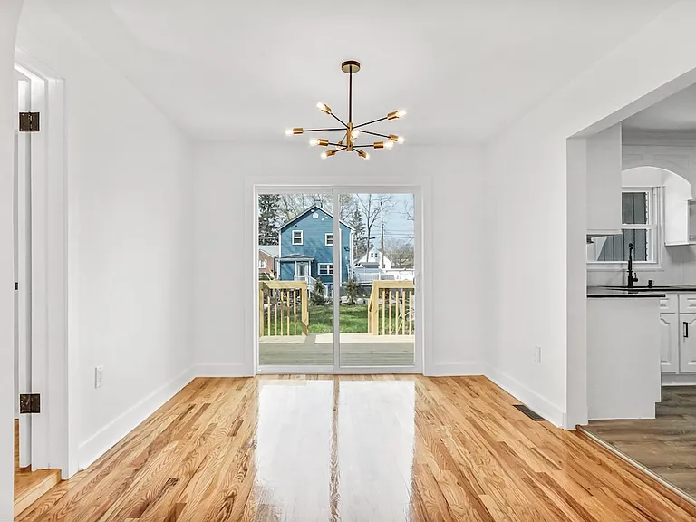 14 Columbus Ave — Photo 12
