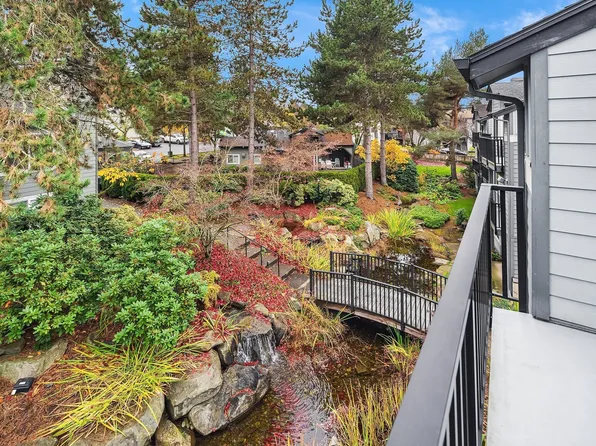 11113 NE 125th Lane #E-319, Kirkland, WA 98034