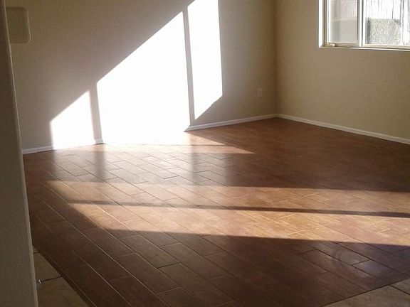 2nd image of 16050 La Fortuna Ln