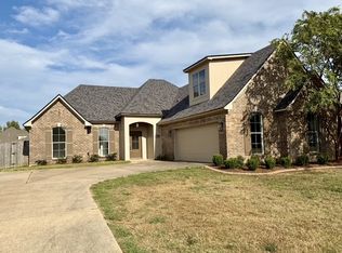 3903 Le Brooke Ln, Benton, LA 71006