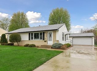 2700 W 84th St, Bloomington, MN 55431