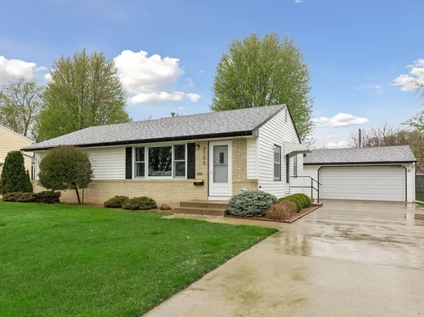 2700 W 84th St, Bloomington, MN 55431