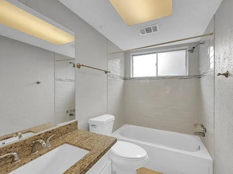 8406 Daycoach Ln — Photo 17