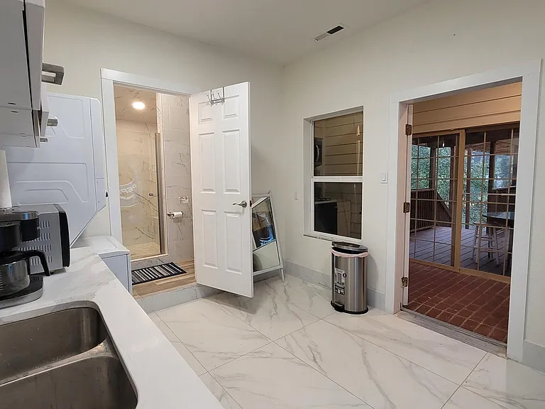 726 N Shepherd Rd — Photo 31