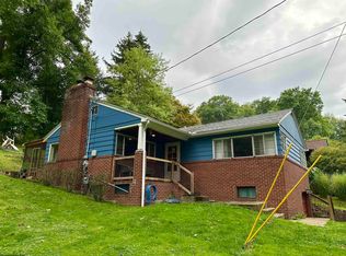 1078 Brookside Dr, Fairmont, WV 26554