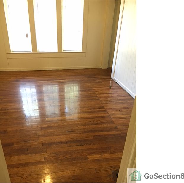 2nd image of 5020 42nd Pl N