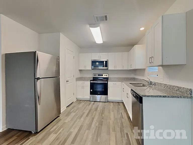 15672 Del Norte Dr — Photo 4