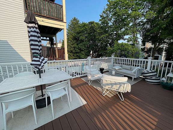 2nd image of 607 E 5th St #2