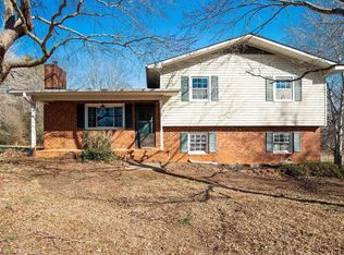 221 Delk Rd, Lexington, NC 27292