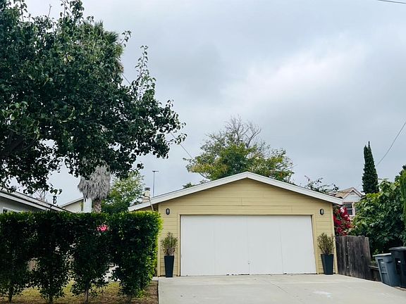 3rd image of 18319 Grevillea Ave