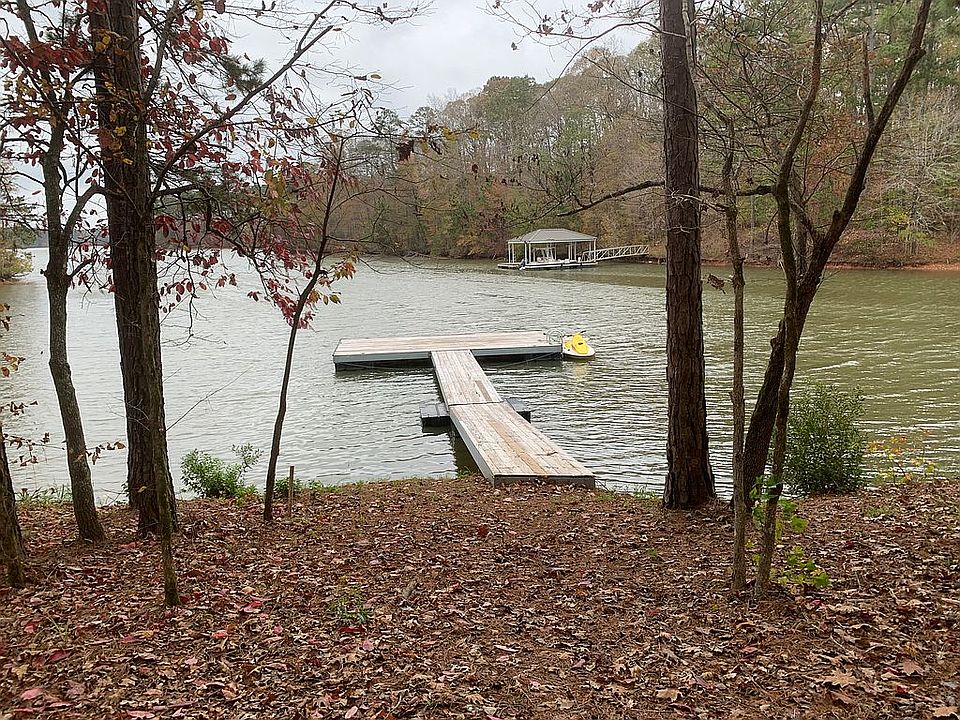 River Club private lot!