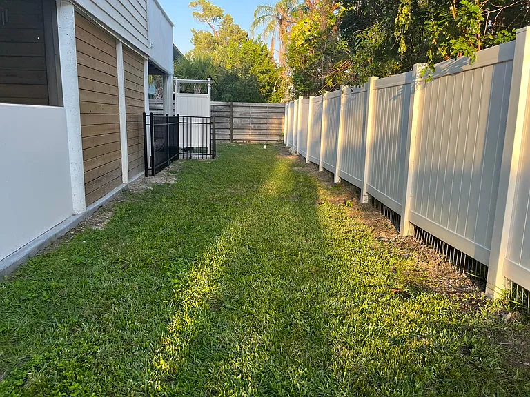 642 Companion Way — Photo 30