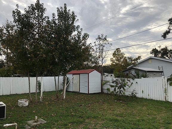 4th image of 5206 Wood St
