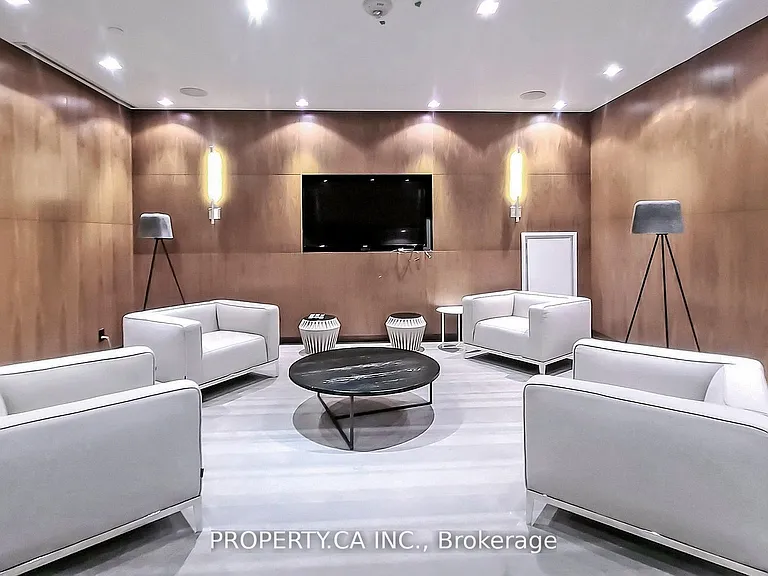 8 Mercer St #710 — Photo 15