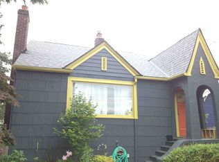 8049 17th Ave NE, Seattle, WA 98115