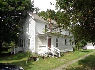 130 N Ellicott Creek Rd, Amherst, NY 14228