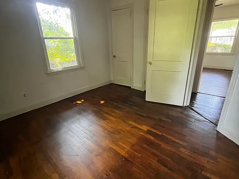 5109 Sequoia Rd — Photo 6
