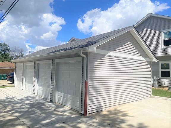 5th image of 302 S Lodge Ln
