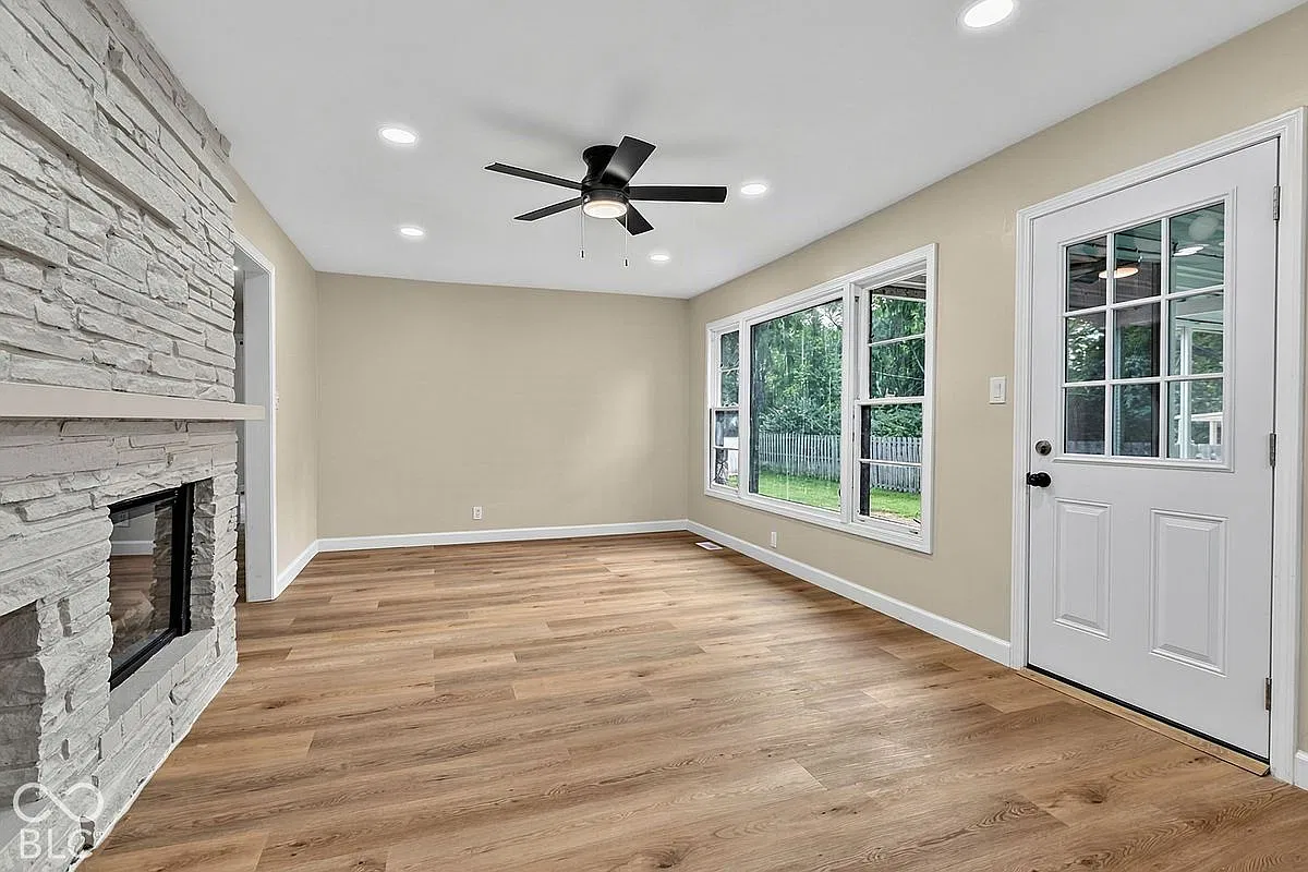 5 bed, 3.0 bath, 2870 sqft, $2,700 — Photo 4