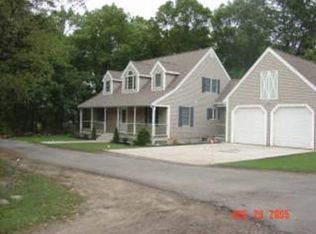 7 Cutting Ave, Woburn, MA 01801