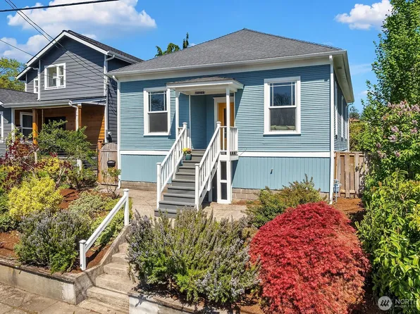 2434 S Irving Street, Seattle, WA 98144