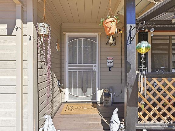 5th image of 6696 Baldwin St