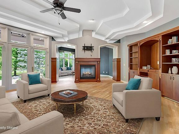 5th image of 8286 Cherry Laurel Dr