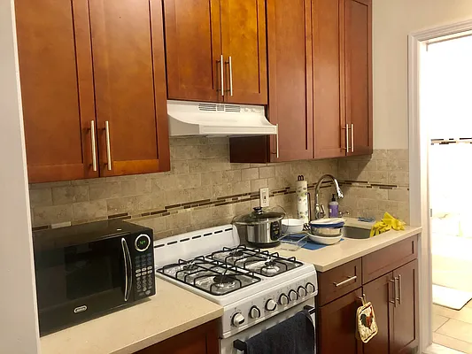 Rented by Signature Spaces NYC Corp | media 19