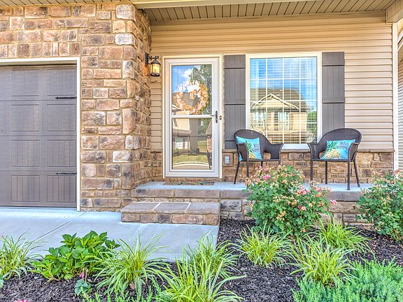2nd image of 2752 Silent Springs Ln